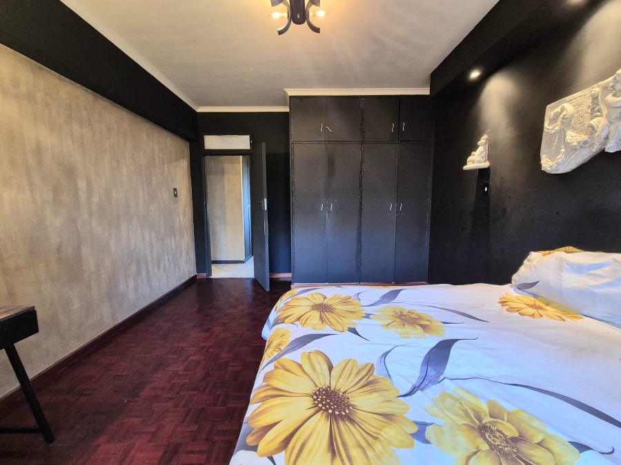 3 Bedroom Property for Sale in Wynberg Upper Western Cape